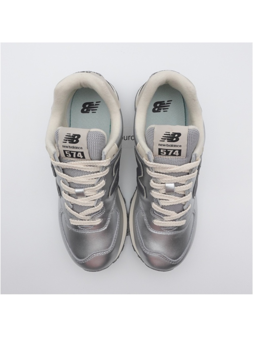 NEW Size 9 Women's New Balance 574 Leather Sneakers WL574MLG Metallic Silver - Picture 4 of 8